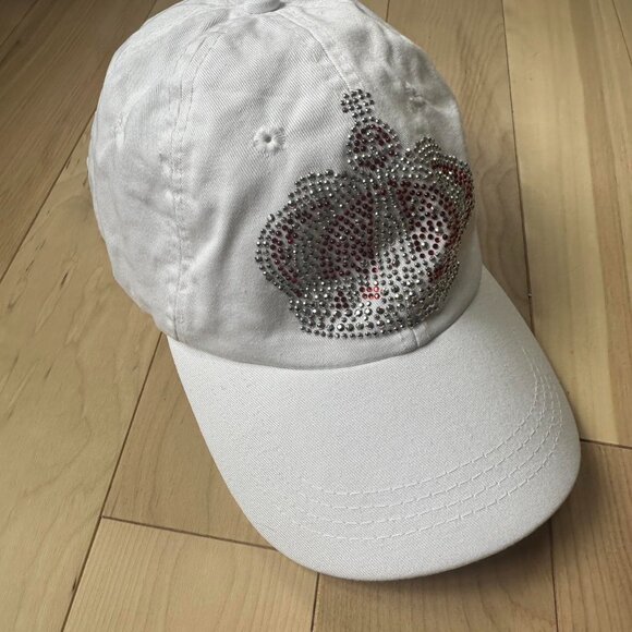 White Rhinestone Crown Cap – Red & Silver Sparkle - Picture 2 of 8